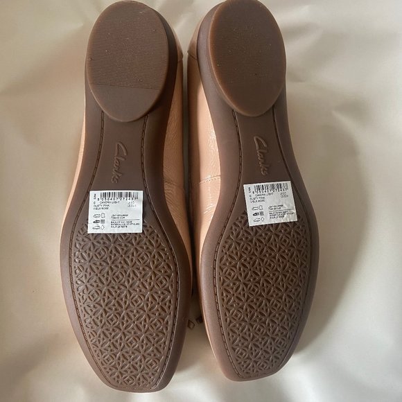 Clarks Women's Ballerina Flats Size 8.5 with cushion insole and heel pad - Picture 10 of 10